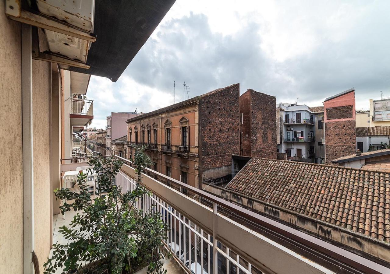 Bed & Breakfast Firenze คาตาเนีย ภายนอก รูปภาพ